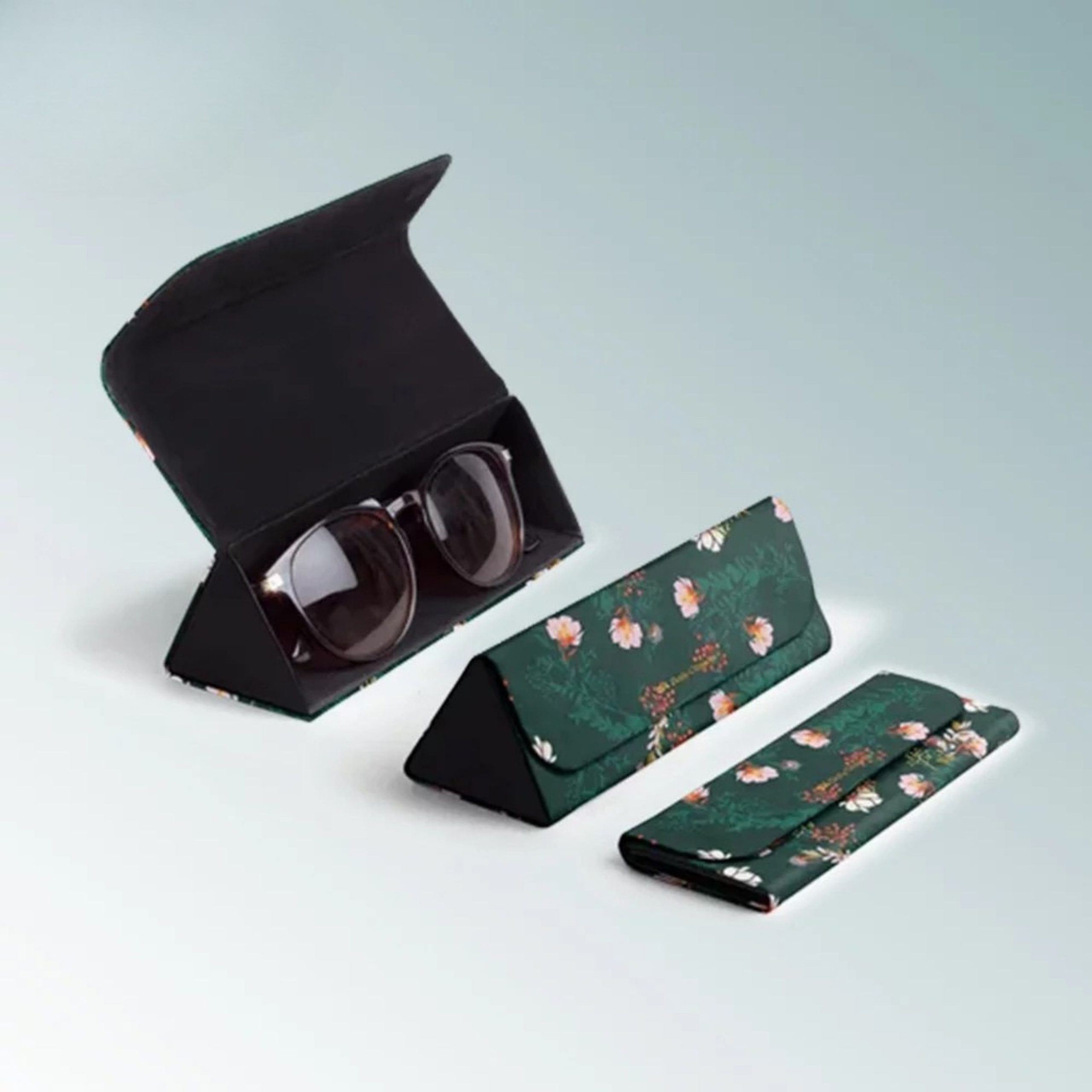 Premium Sunglasses Packaging Ideas | Custom Packaging Solutions