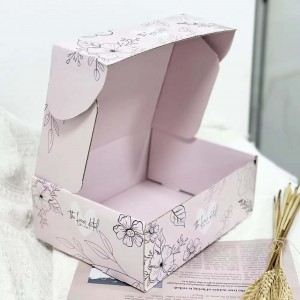 White Mailer Packaging Boxes